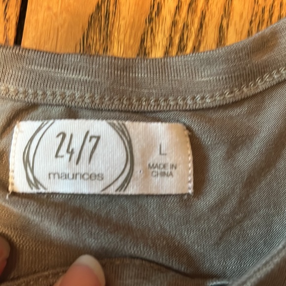 BNWOT Maurice’s short sleeve top - Picture 3 of 12